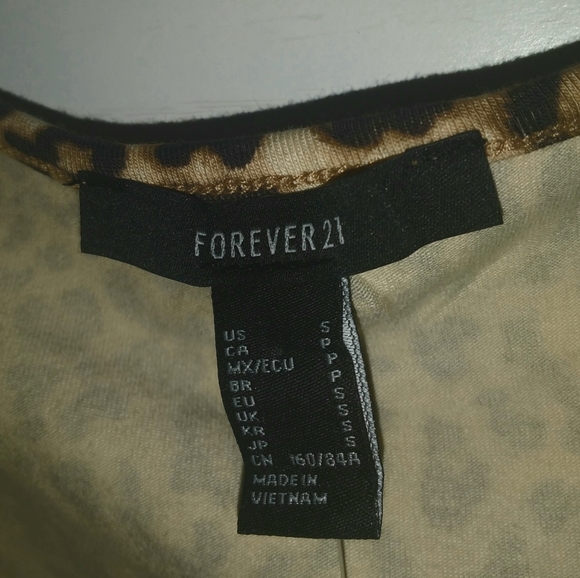 Forever 21 - Picture 15 of 16